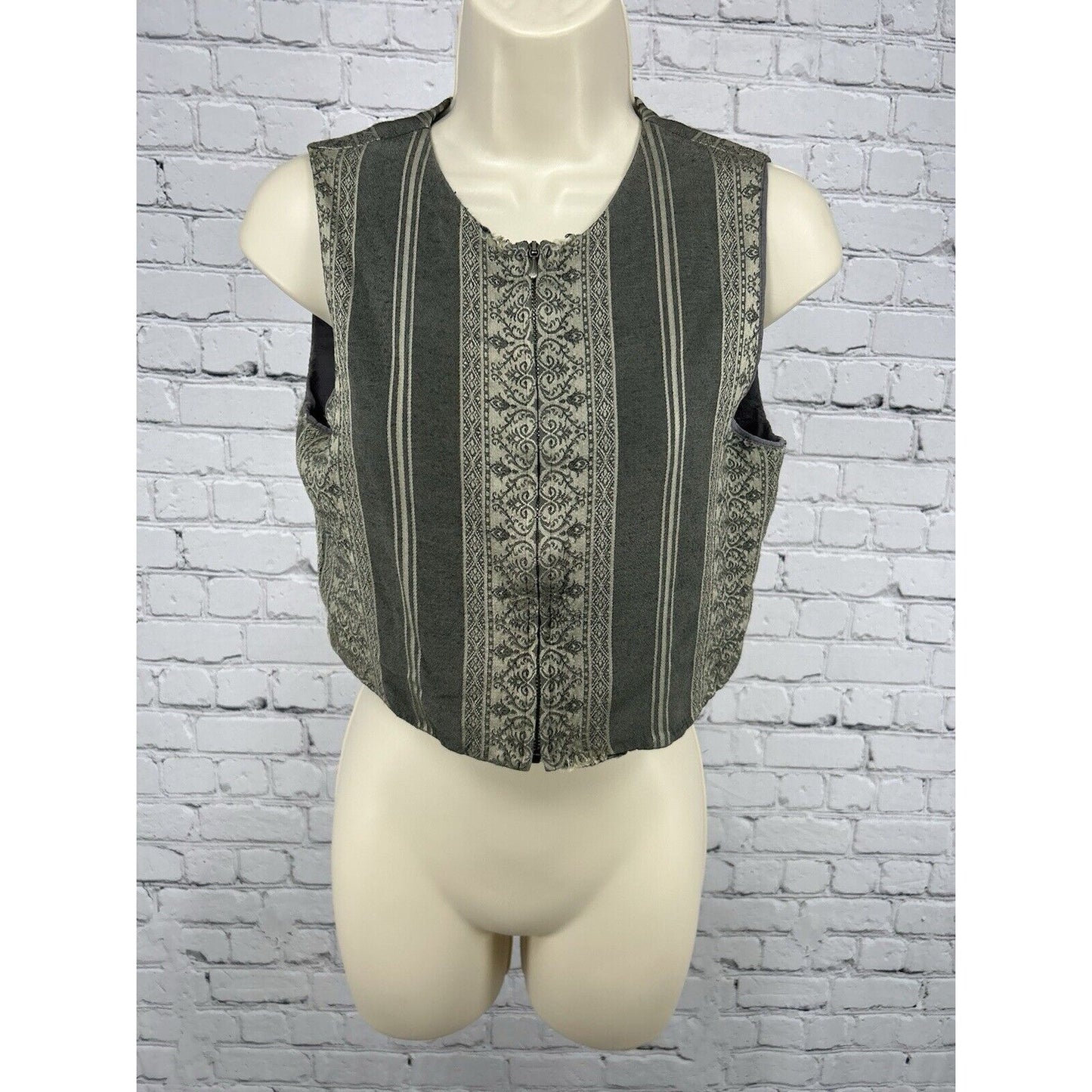 VTG Emanuel Ungaro Petite Gray Cropped Front Full Zip Closure Women’s Vest 6P