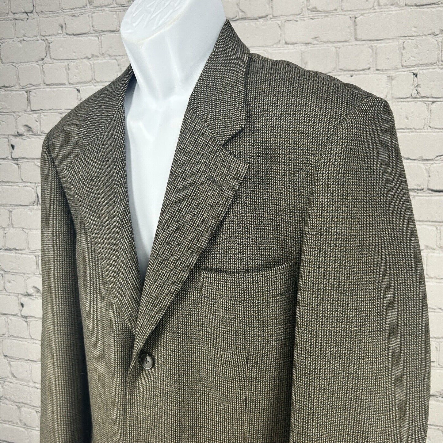 VTG Claiborne Brown Worsted Wool Nailhead 3 Button Sport Coat Blazer Size 40R