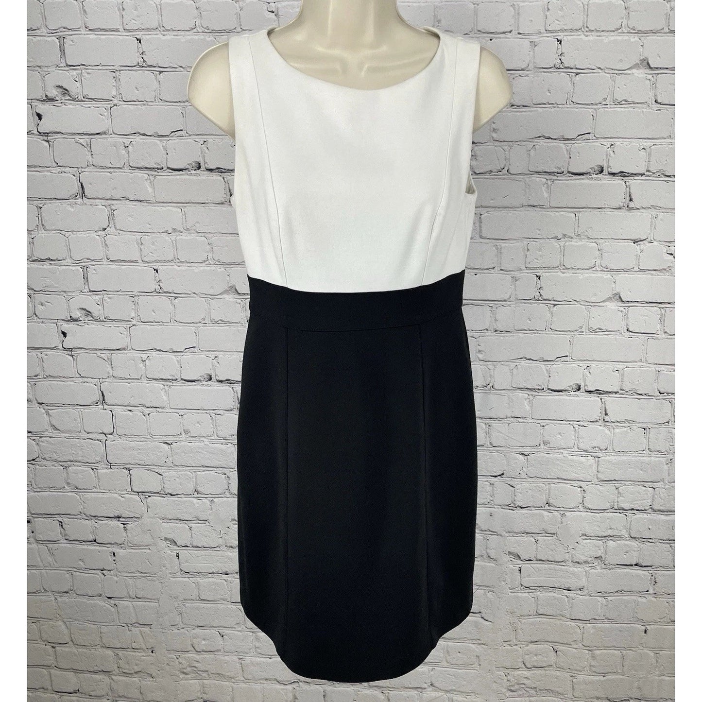 Laundry By Design Black White Sleeveless Zip Lined Stretch Sheath Dress Size 2