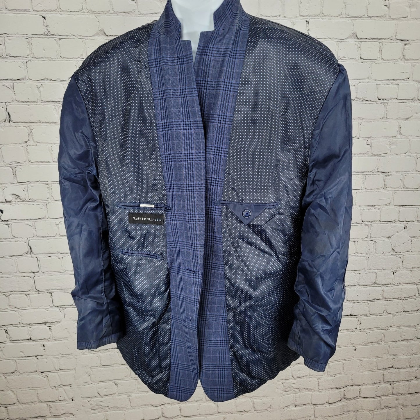 Van Heusen Studio Blue Plaid 2 Button Vented Notch Blazer Sport Coat Size 48R