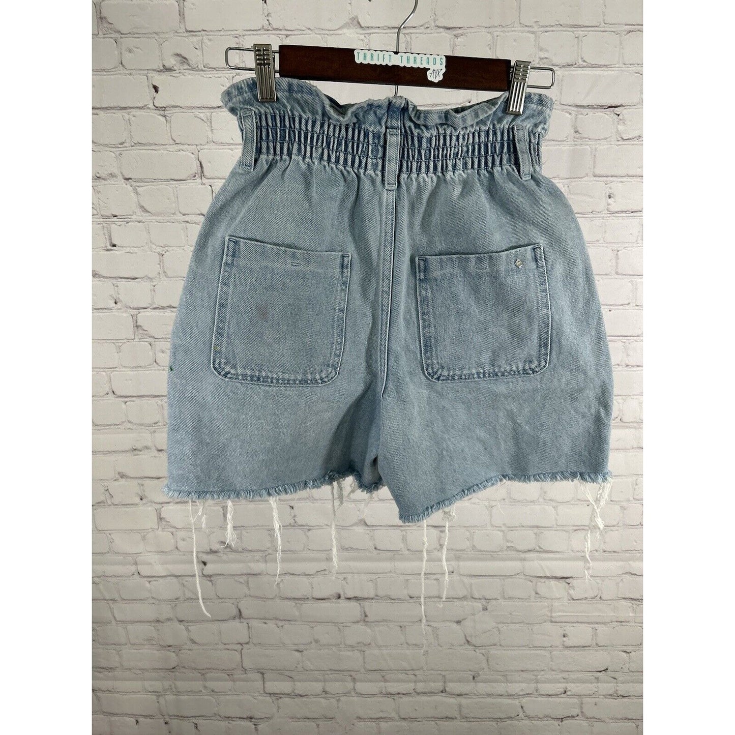 Zara Lightwash Denim Blue Elastic Waist High Waisted Shorts Womens Size 2 (24x5)