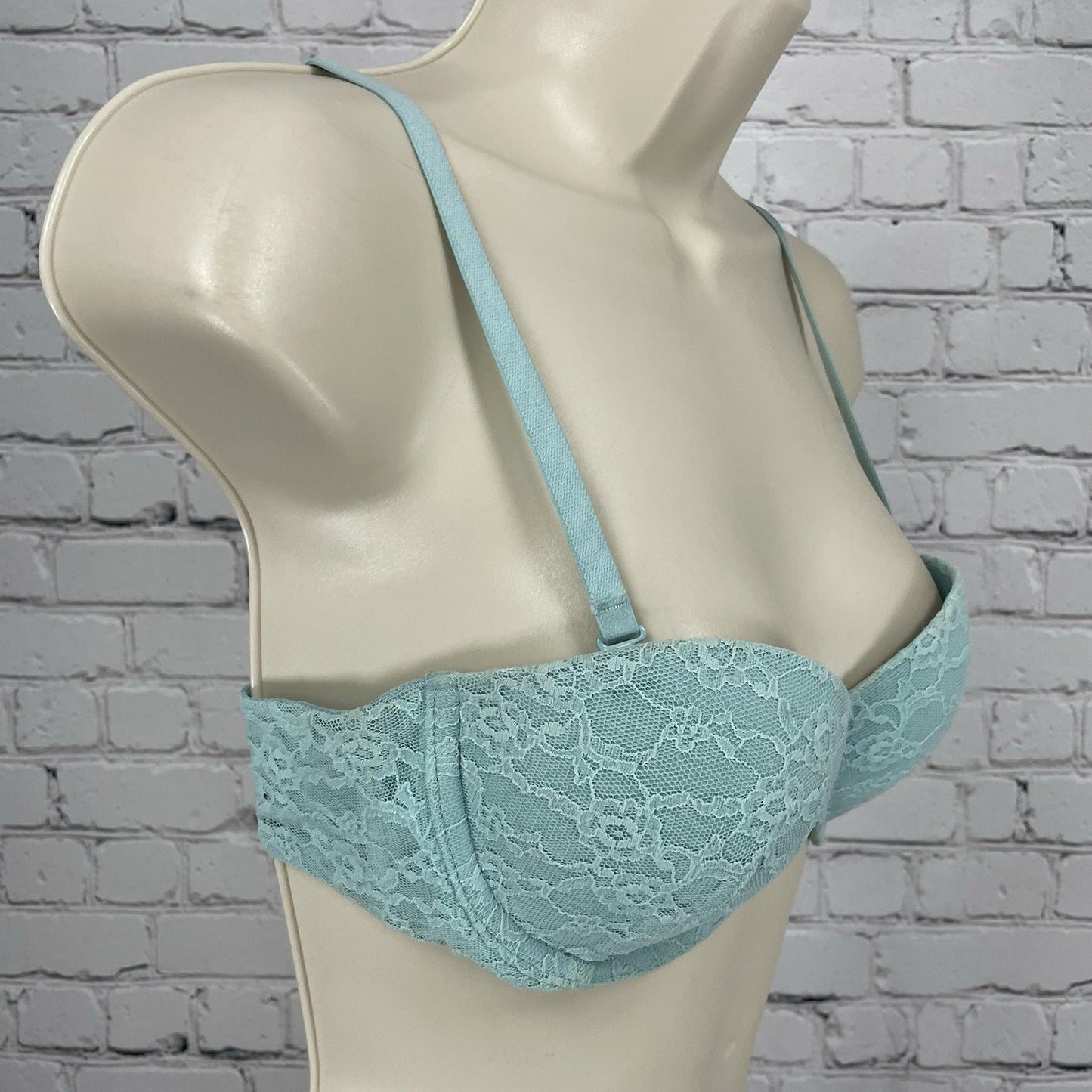 Victoria’s Secret Blue Lace Multi-Way Options Underwire Push Up Bra Size 34A