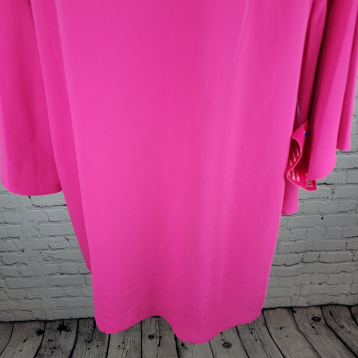NWT Trina Turk Hot Pink Long Bell Sleeve Tie Back Lined Shift Dress Size Large L