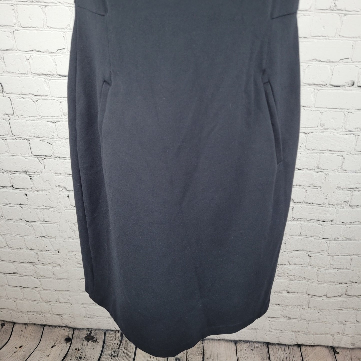 Land's End Black Sleeveless Stretch Square Neck Back Slit Sheath Dress Size 6