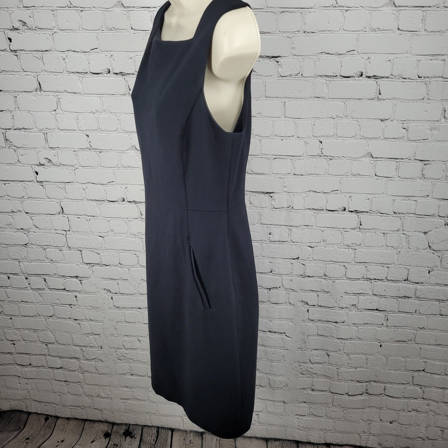Land's End Black Sleeveless Stretch Square Neck Back Slit Sheath Dress Size 6
