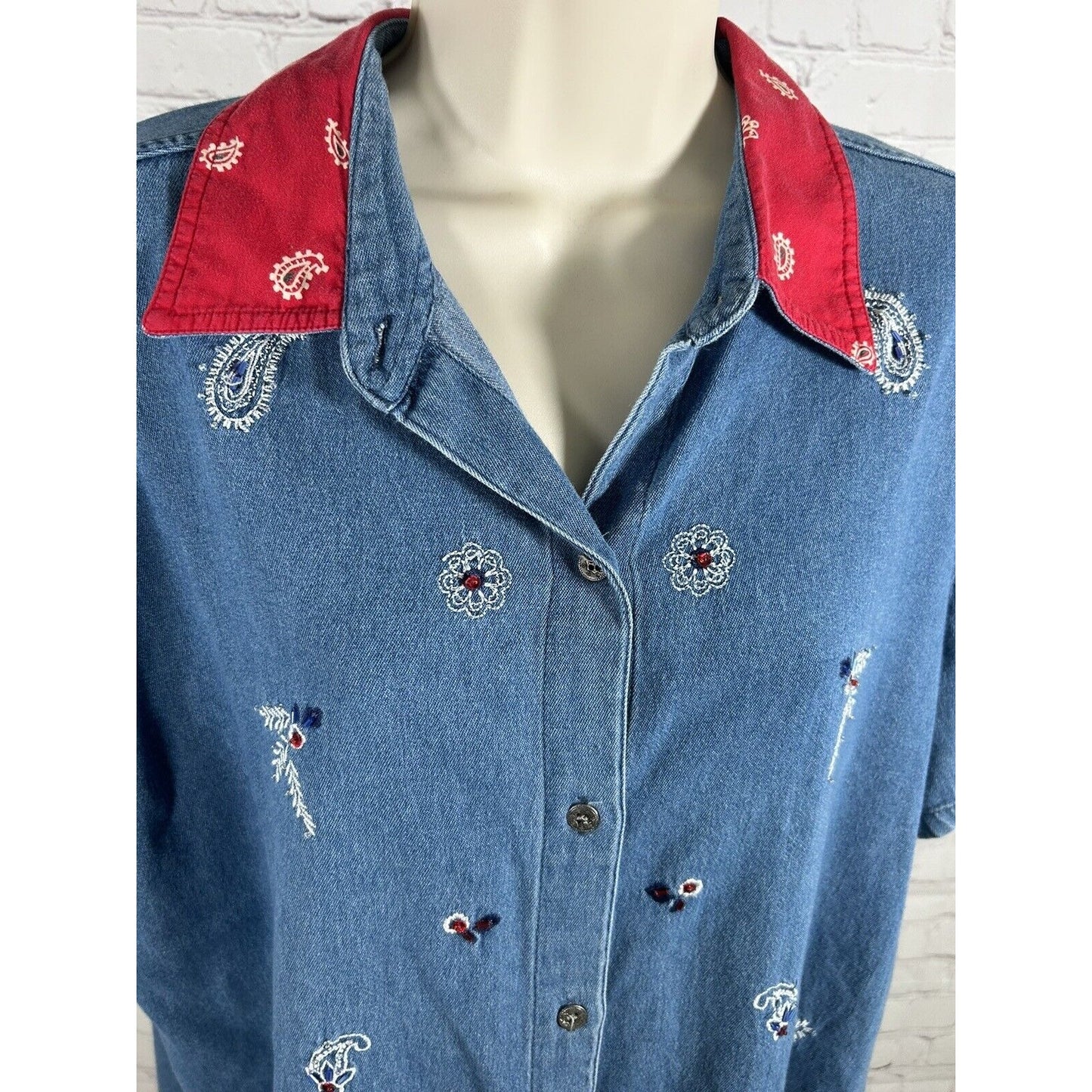 Vtg DONN KENNY Embroidered Beaded Short Sleeve Red Collar Denim Button Up XL