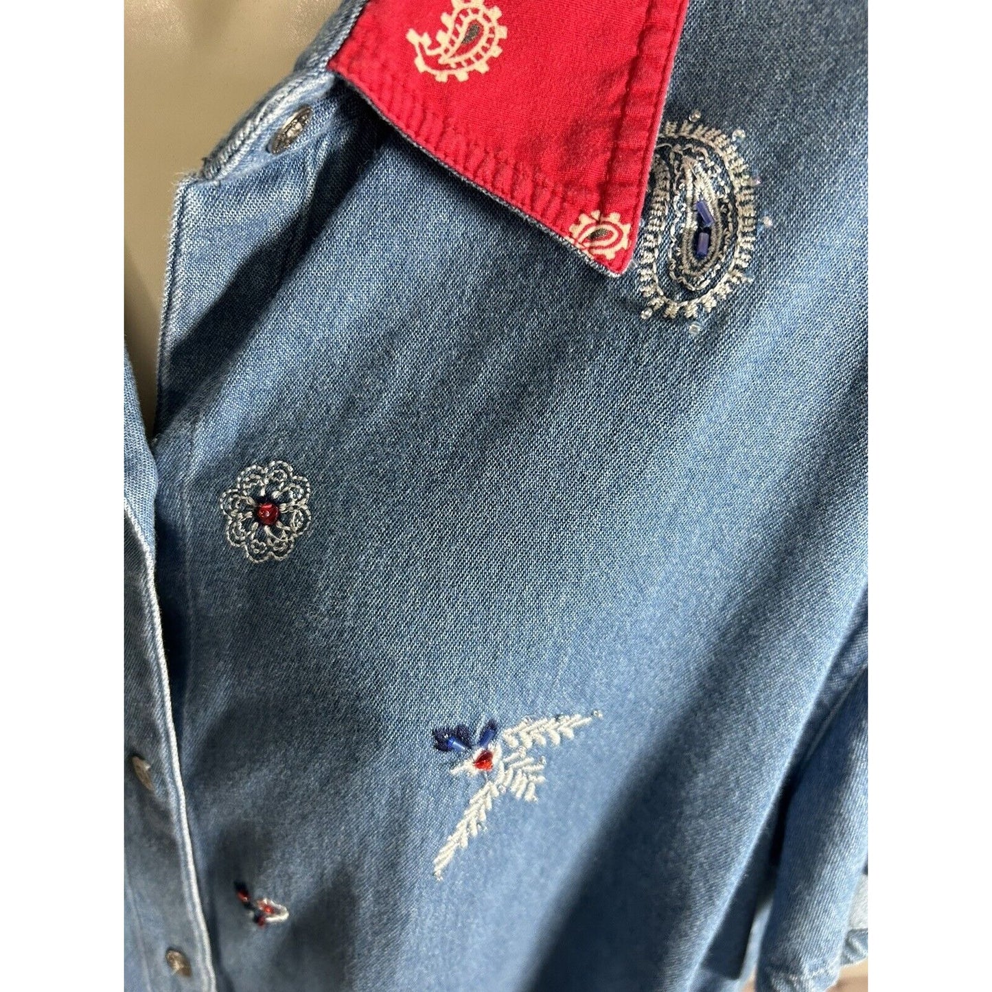 Vtg DONN KENNY Embroidered Beaded Short Sleeve Red Collar Denim Button Up XL