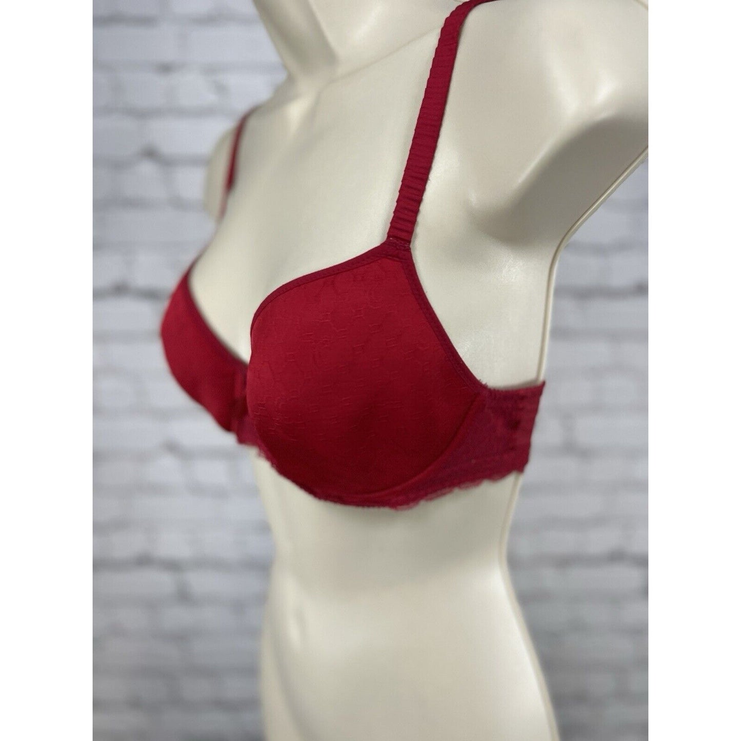 Chantelle Red Full Unlined Lace Underwired Bra Ruffled Straps Rhinestones 32D