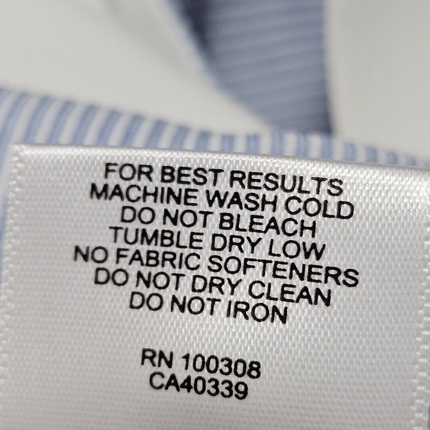 Peter Millar Ivory White Casual Flat Front Lightweight Golf Shorts 38 (38x9)