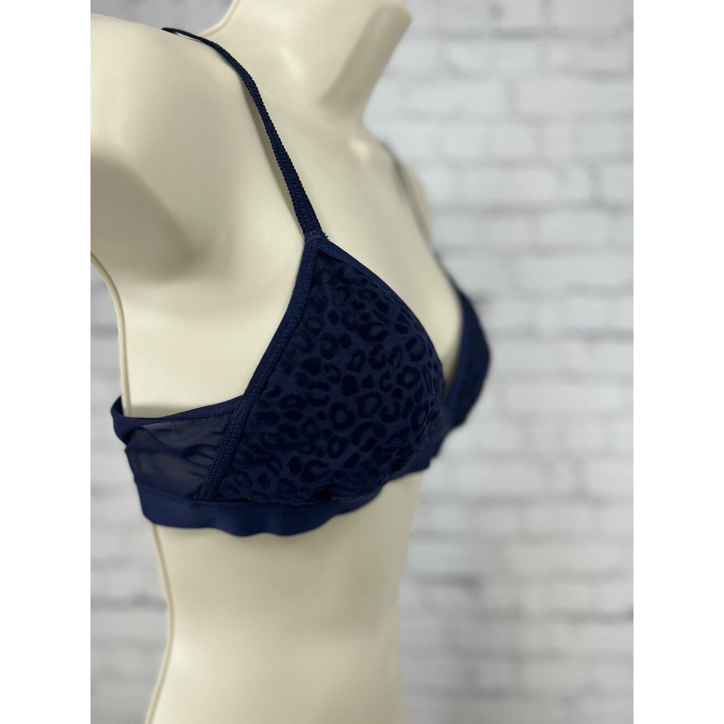 Aerie Blue Leopard Print V Neck Spaghetti Cross Strap Semi Sheer Bra Wireless M