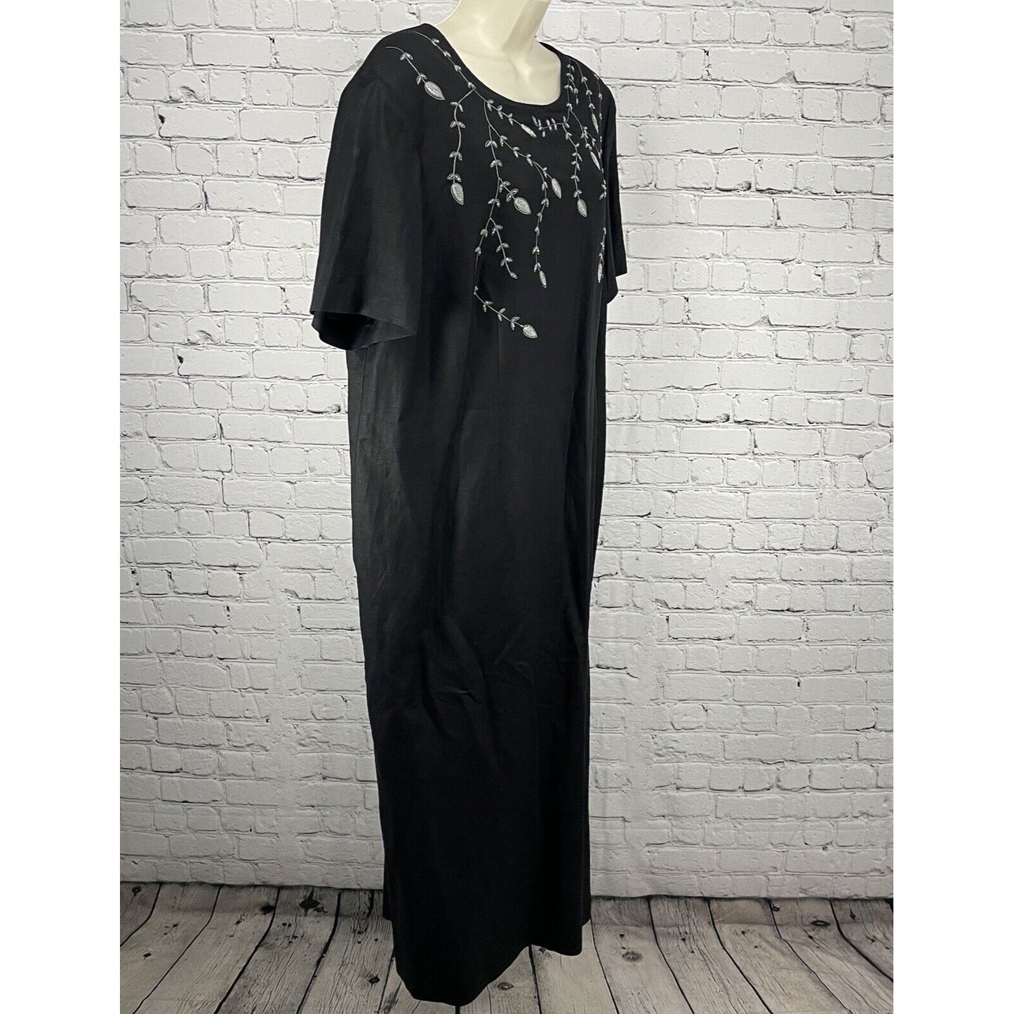 Positive Attitude Black Linen Blend Embroidered Maxi Shift Dress Lined Size 18