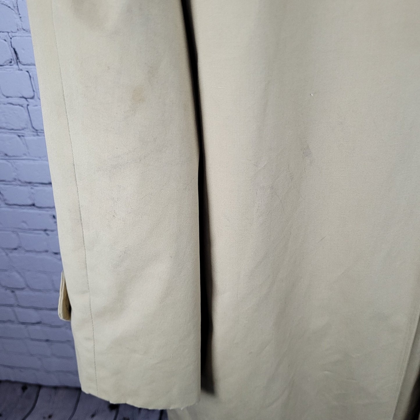 Winners Circle By Rainfair Tan Buttoned Lined Lightweight Trench Coat Size 42R