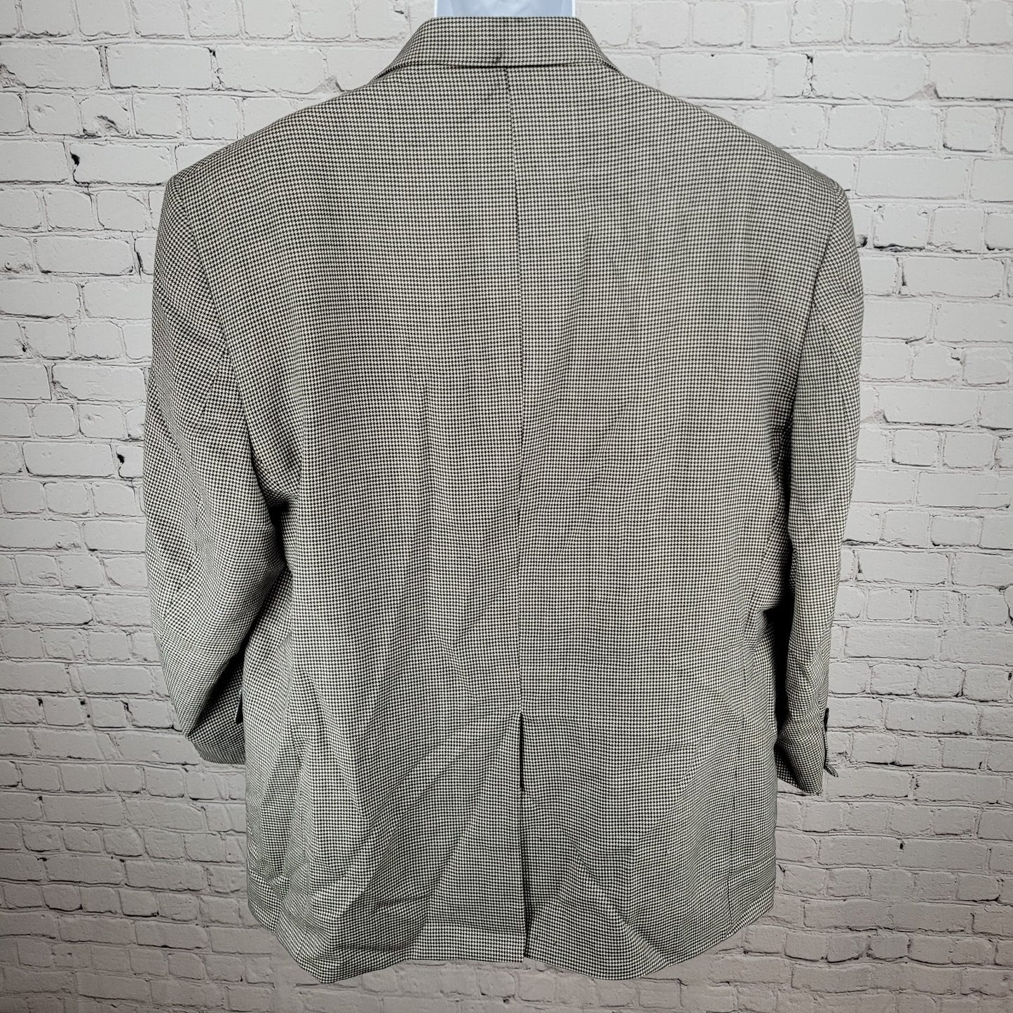 Jos A Bank Black & White Houndstooth Wool Classic Collection Blazer Size 50R
