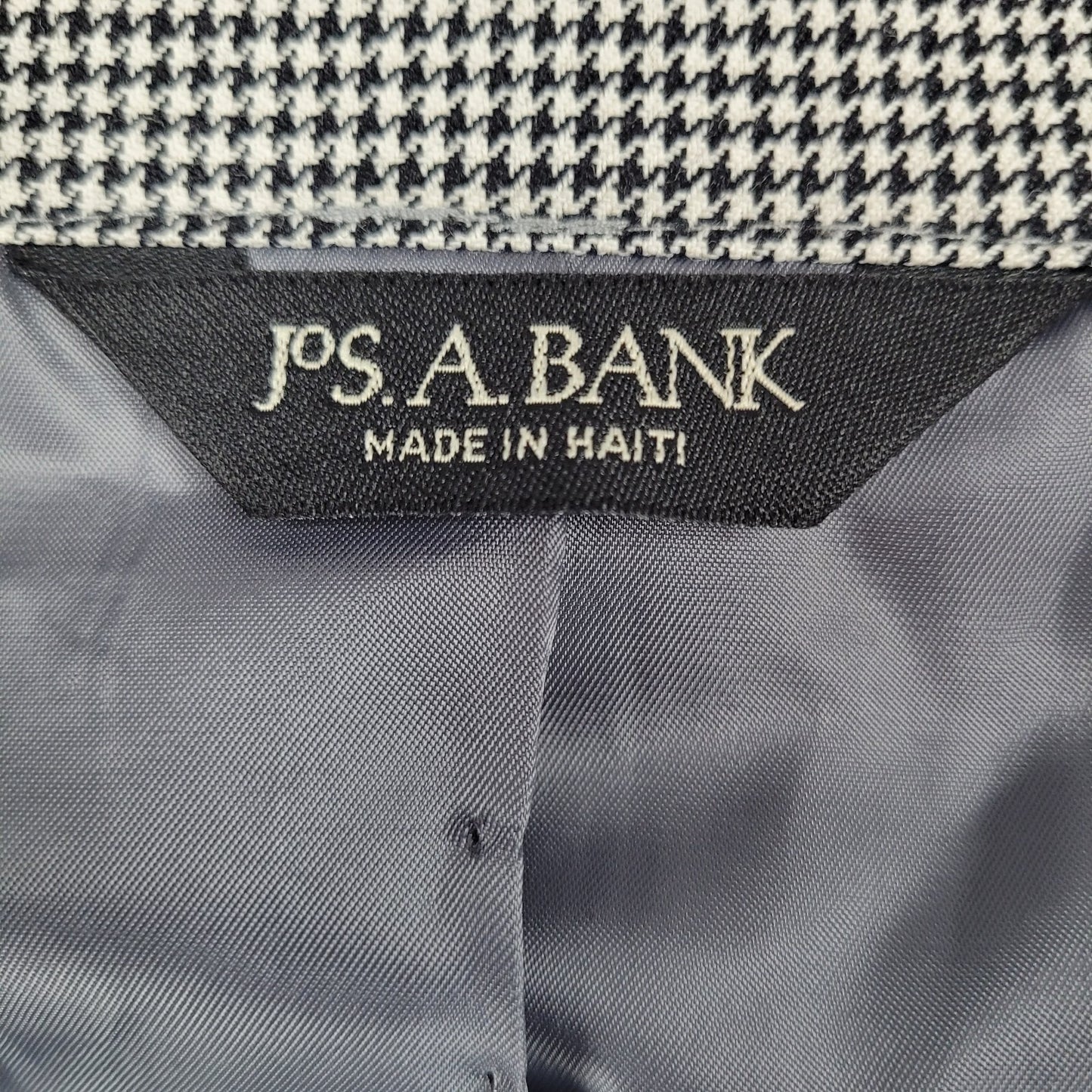 Jos A Bank Black & White Houndstooth Wool Classic Collection Blazer Size 50R