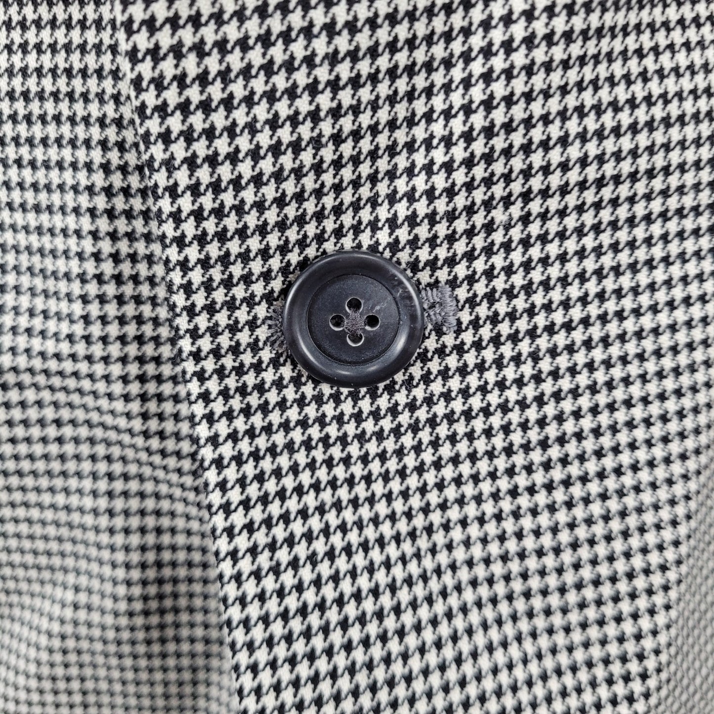 Jos A Bank Black & White Houndstooth Wool Classic Collection Blazer Size 50R