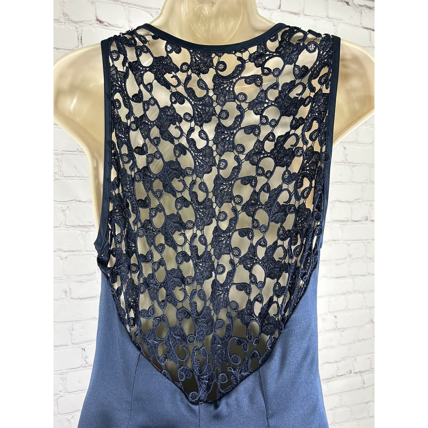 Bari Jay Blue High Neck Sleeveless A Line Lace Back Bridesmaid Dress Women’s 7-8