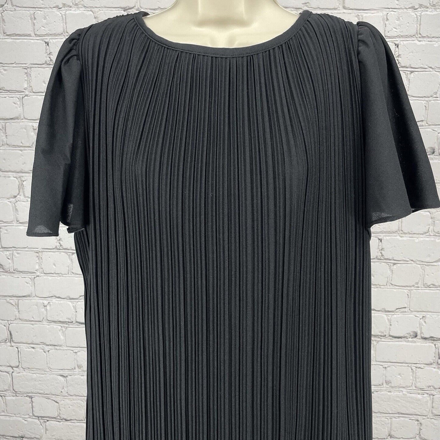 VTG Good Times Black Shift Dress Flutter Sleeve Flowy Stretch USA Made Size 9/10