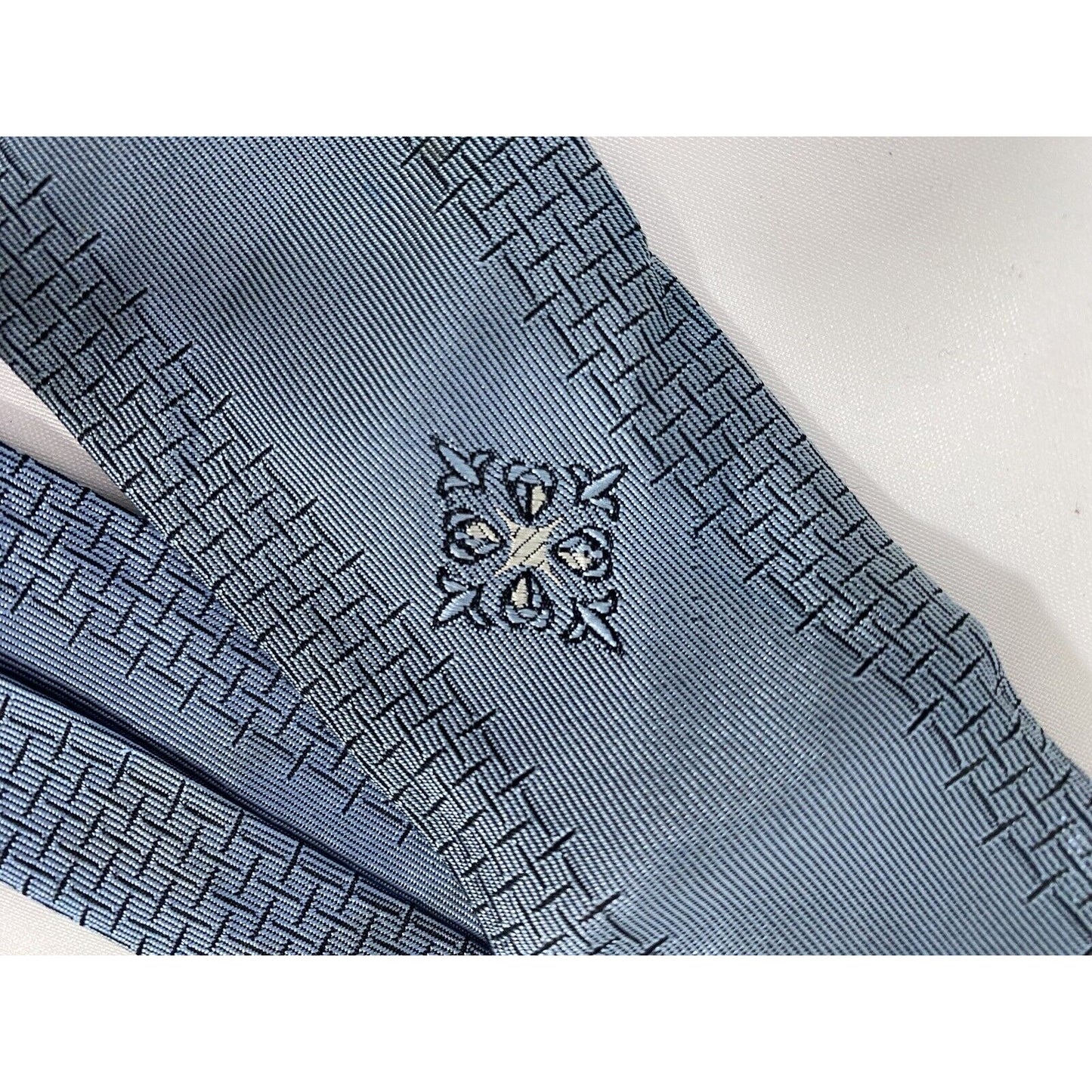 Vintage Beau Brummell Blue Embroidered Short Skinny Neck Tie (51” x 2.5”)