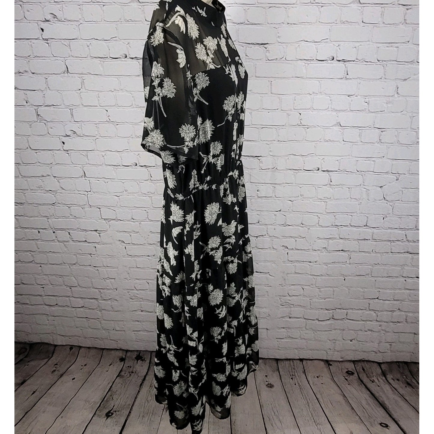 Lulus Black Floral Chiffon Short Sleeve Lined Tiered Midi Sun Dress XL