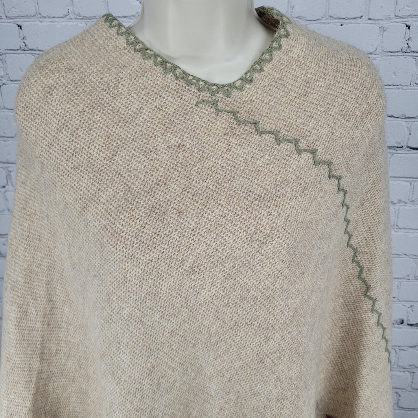 VTG Christopher & Banks Shetland Wool Knit Hand Embroidered Poncho Sweater O/S