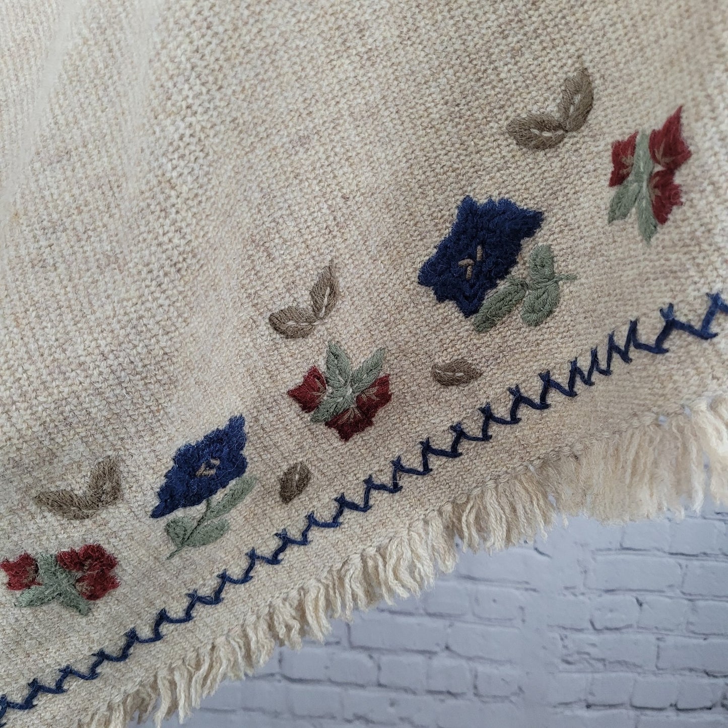 VTG Christopher & Banks Shetland Wool Knit Hand Embroidered Poncho Sweater O/S