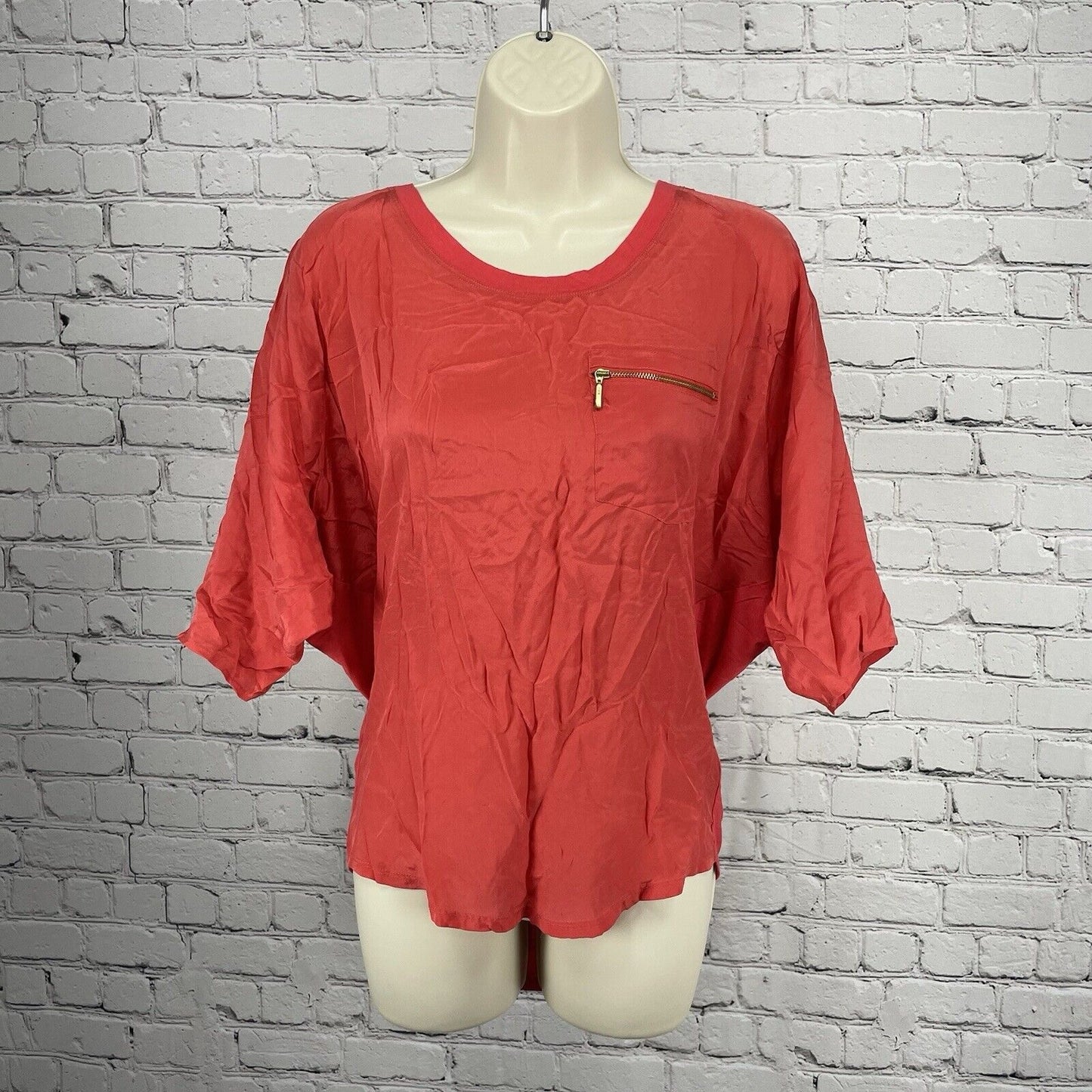 Guess Red 100% Silk Blouse Top Flowy Gold Zipper Short Dolman Sleeve Size XS