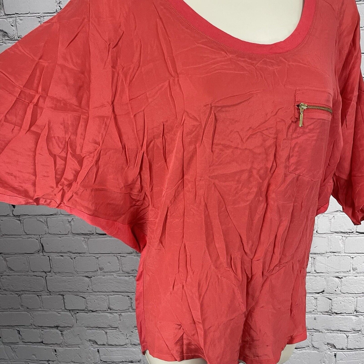 Guess Red 100% Silk Blouse Top Flowy Gold Zipper Short Dolman Sleeve Size XS