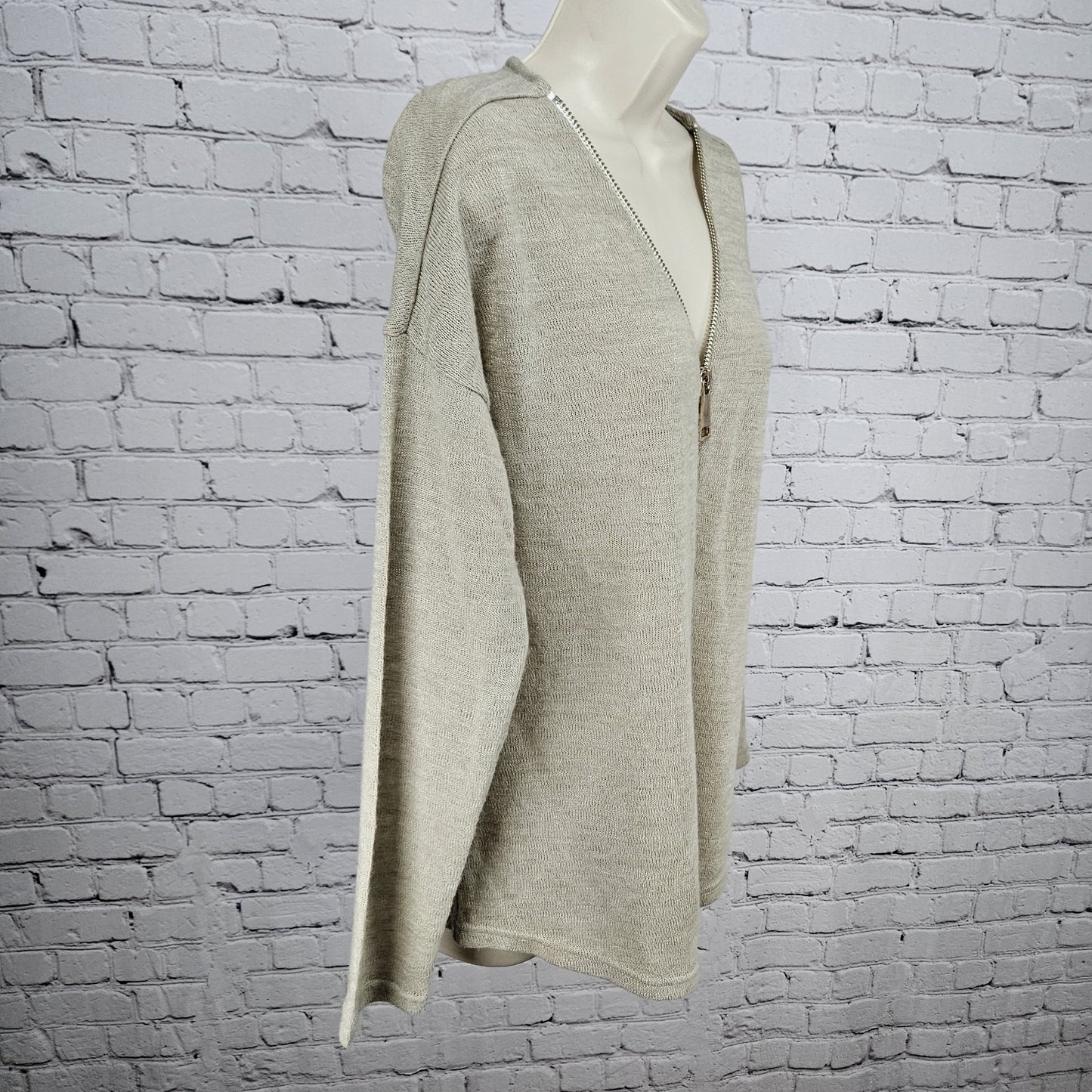Soft Surroundings Beige Knit Gold Zipper V Neck Long Sleeve Sweater Top Small S