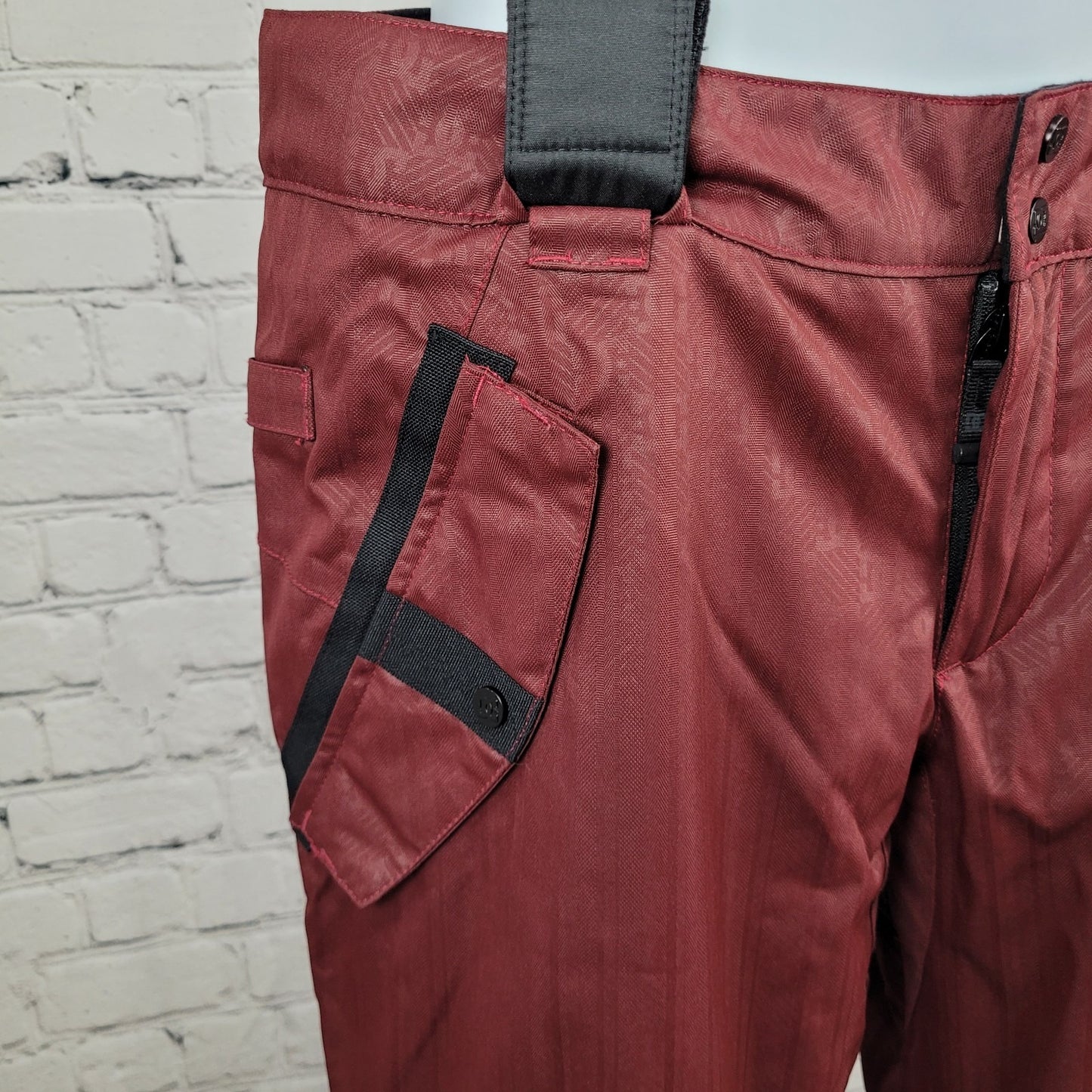 DC Exotex 8000 Red Weather Protective Snowboard Pants Snow Bib Medium M (34x33)