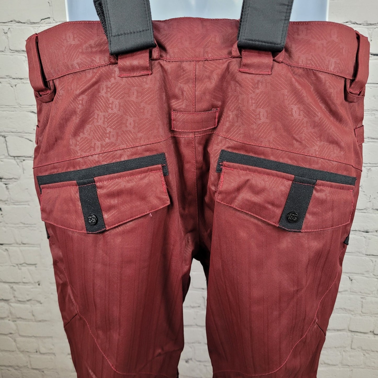 DC Exotex 8000 Red Weather Protective Snowboard Pants Snow Bib Medium M (34x33)