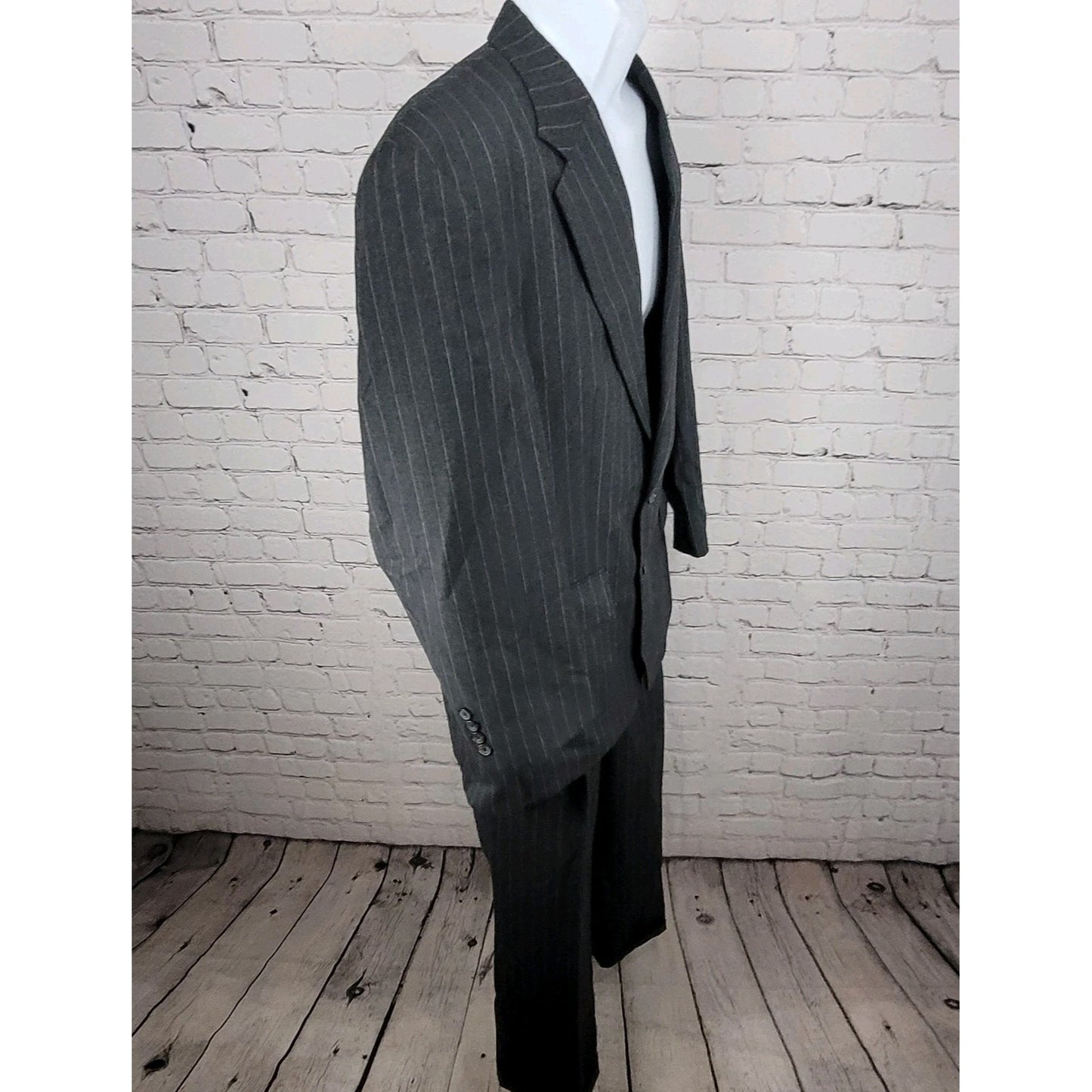 Oscar De La Renta Grey Pinstripe 100% Wool Blazer Suit Set Size 42R 36W (33x29)