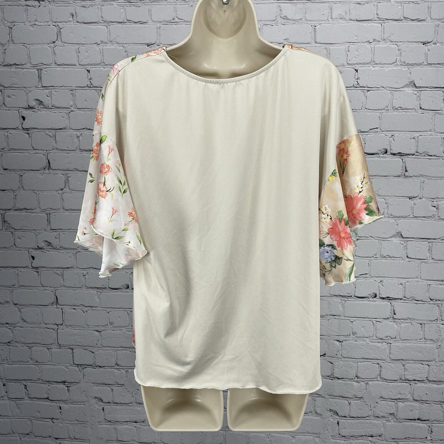 Zara Floral Cream Blouse Shirt Flowy Flutter Short Sleeve Top Size Small S