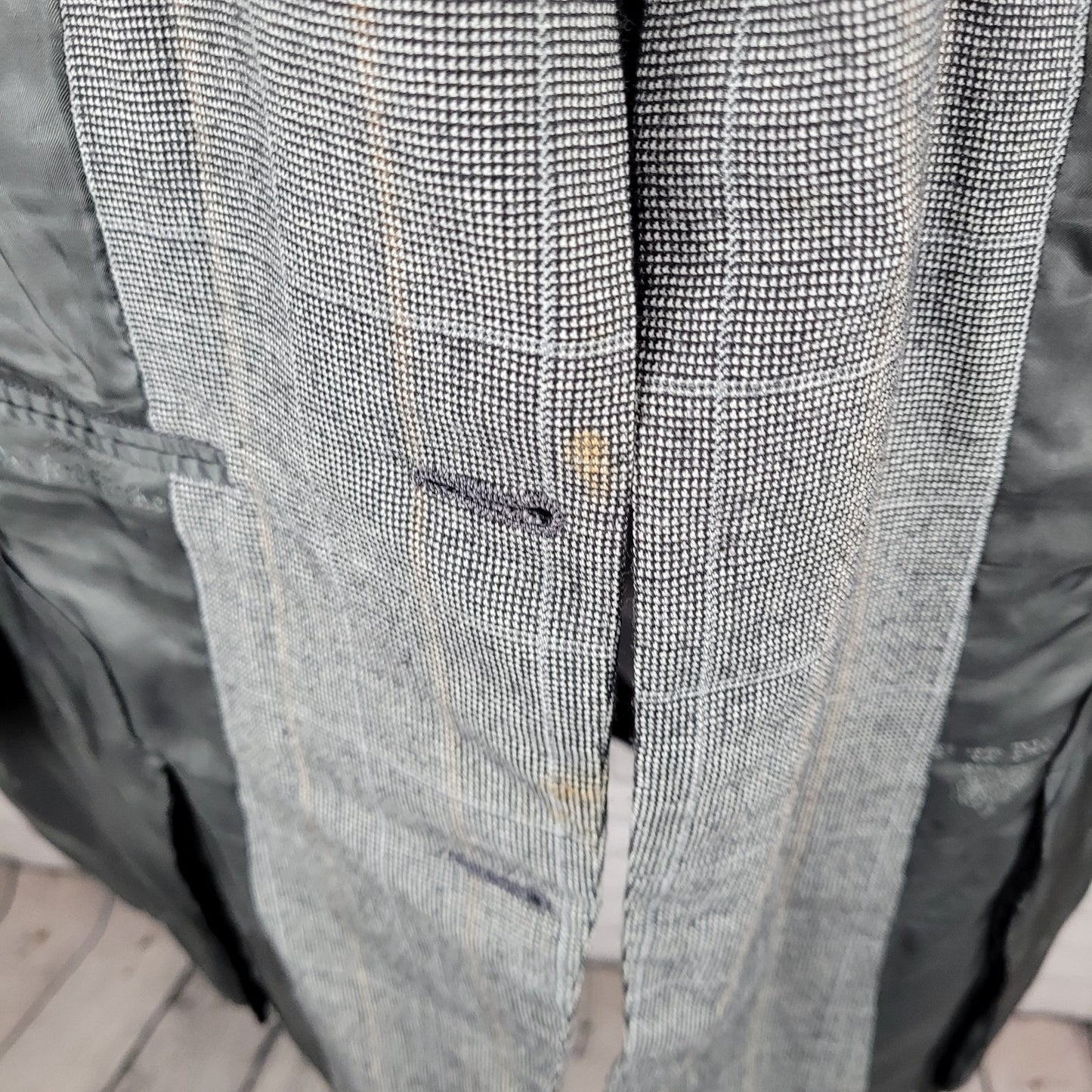 Neiman Marcus Oxxford Clothes Grey Merino Wool Check 2 Button Blazer Size 46L