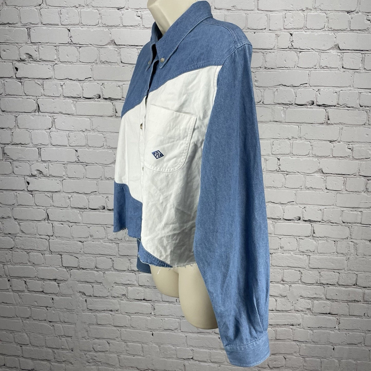 Roper Blue Chambray Button Down Western Raw Hem Long Sleeve Shirt Size XL