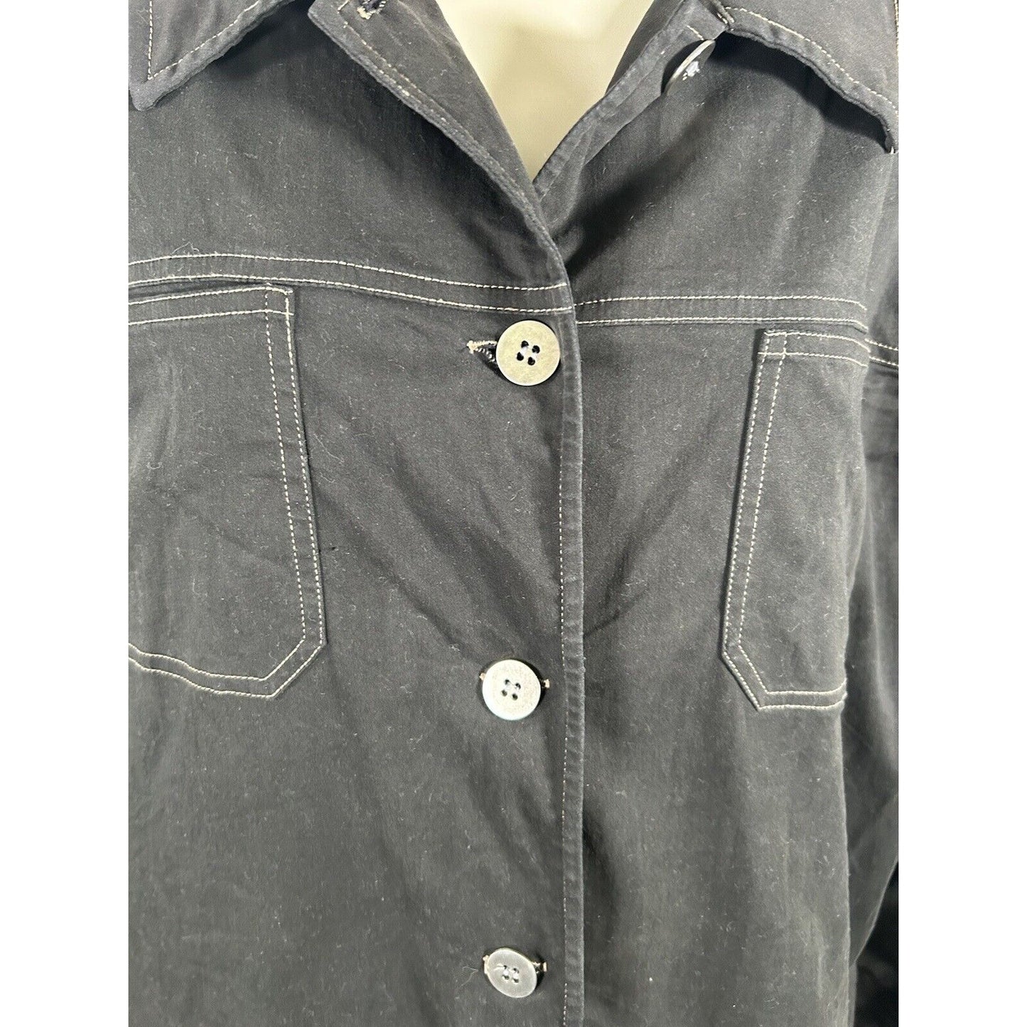 VTG Chicos Black Lightweight Button Up Chest Pockets Collared Jacket Women’s L