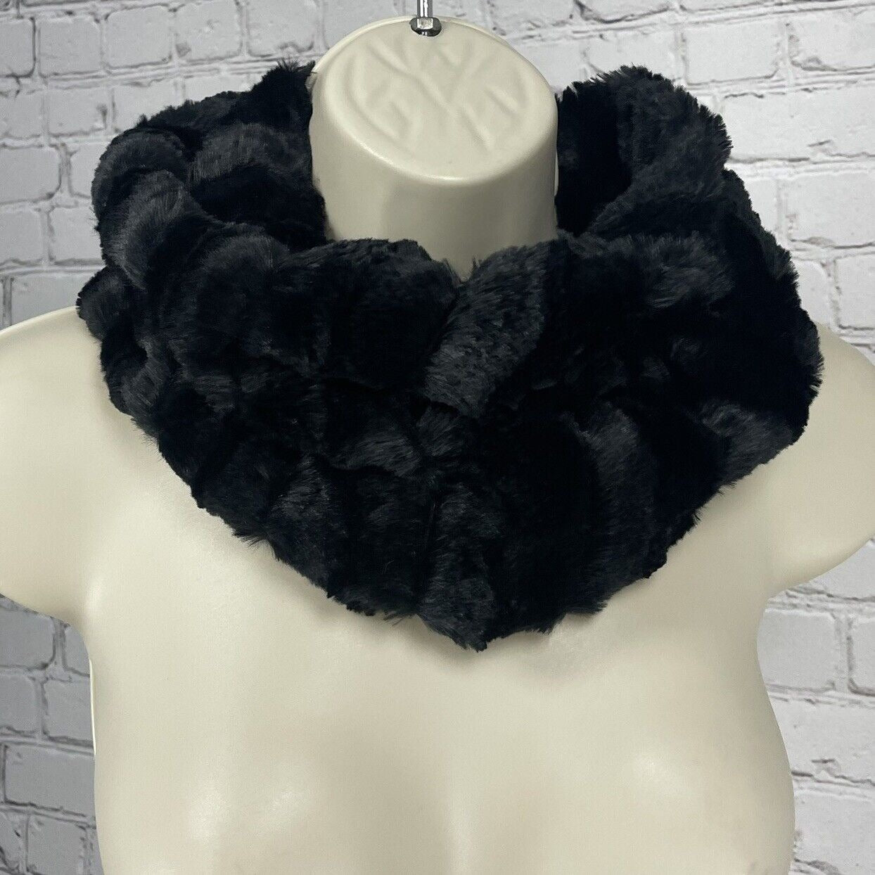 NWT Pandemonium Black Minky Faux Fur Soft Neck Warmer USA Handmade Seattle