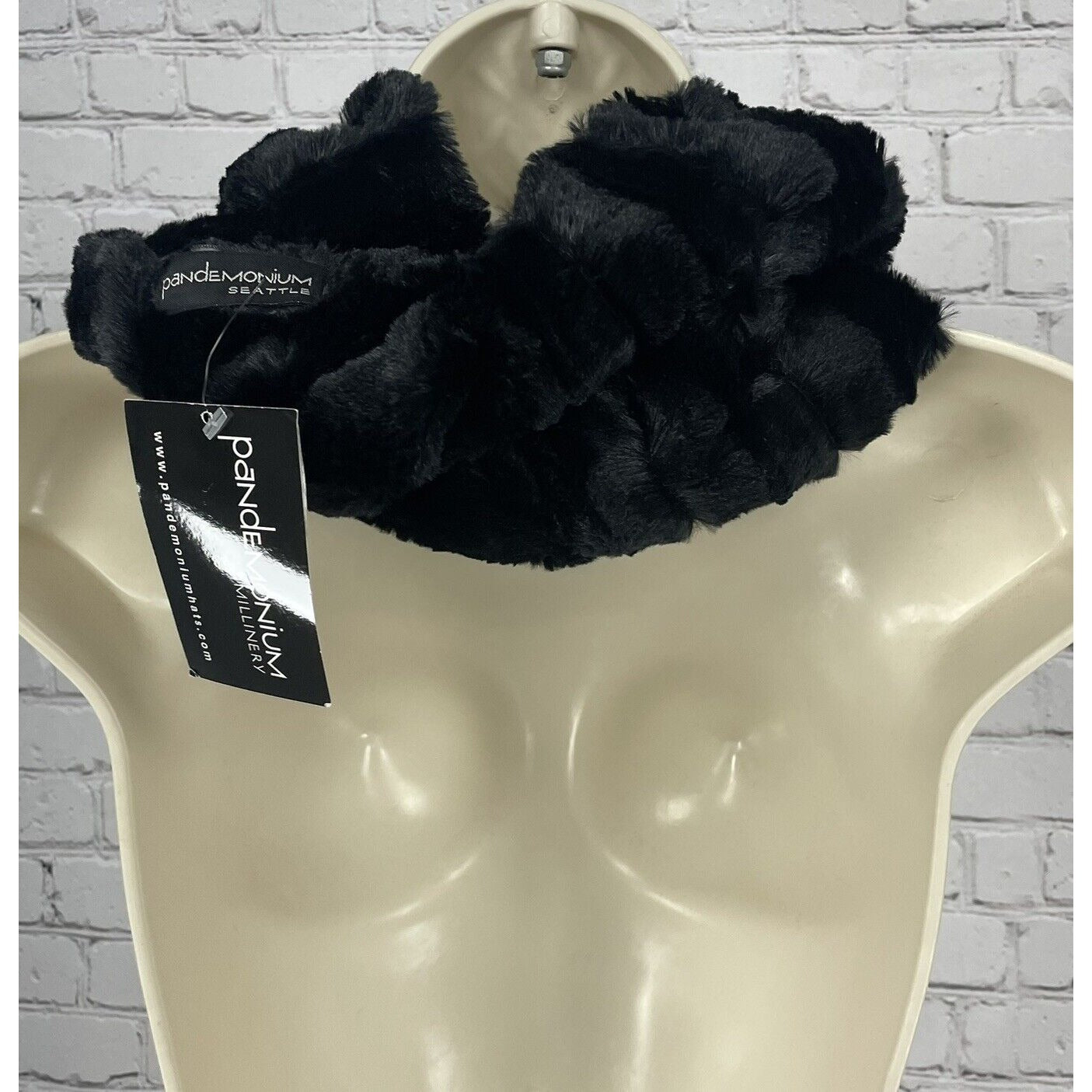 NWT Pandemonium Black Minky Faux Fur Soft Neck Warmer USA Handmade Seattle