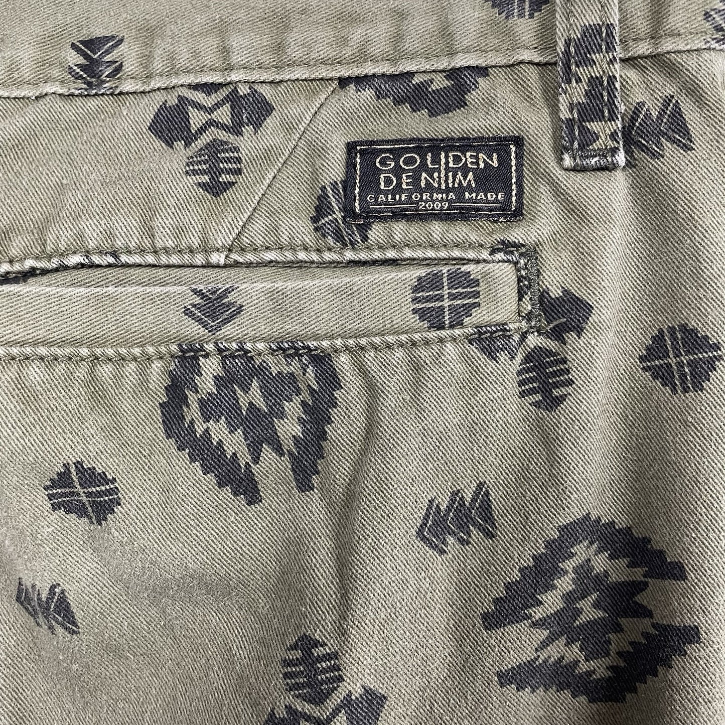 Silence Is Golden Denim Green Navajo Print Straight Leg Pants USA 32 (30x30)