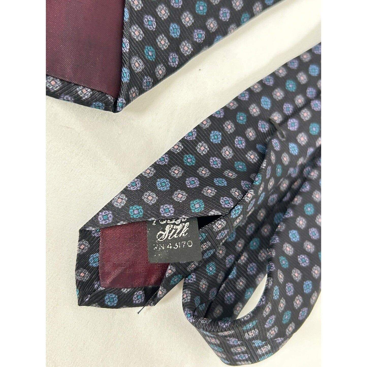 VTG Gino Pompeii 100% Silk USA Made Blue Purple Black Geometric Tie 55X3.5