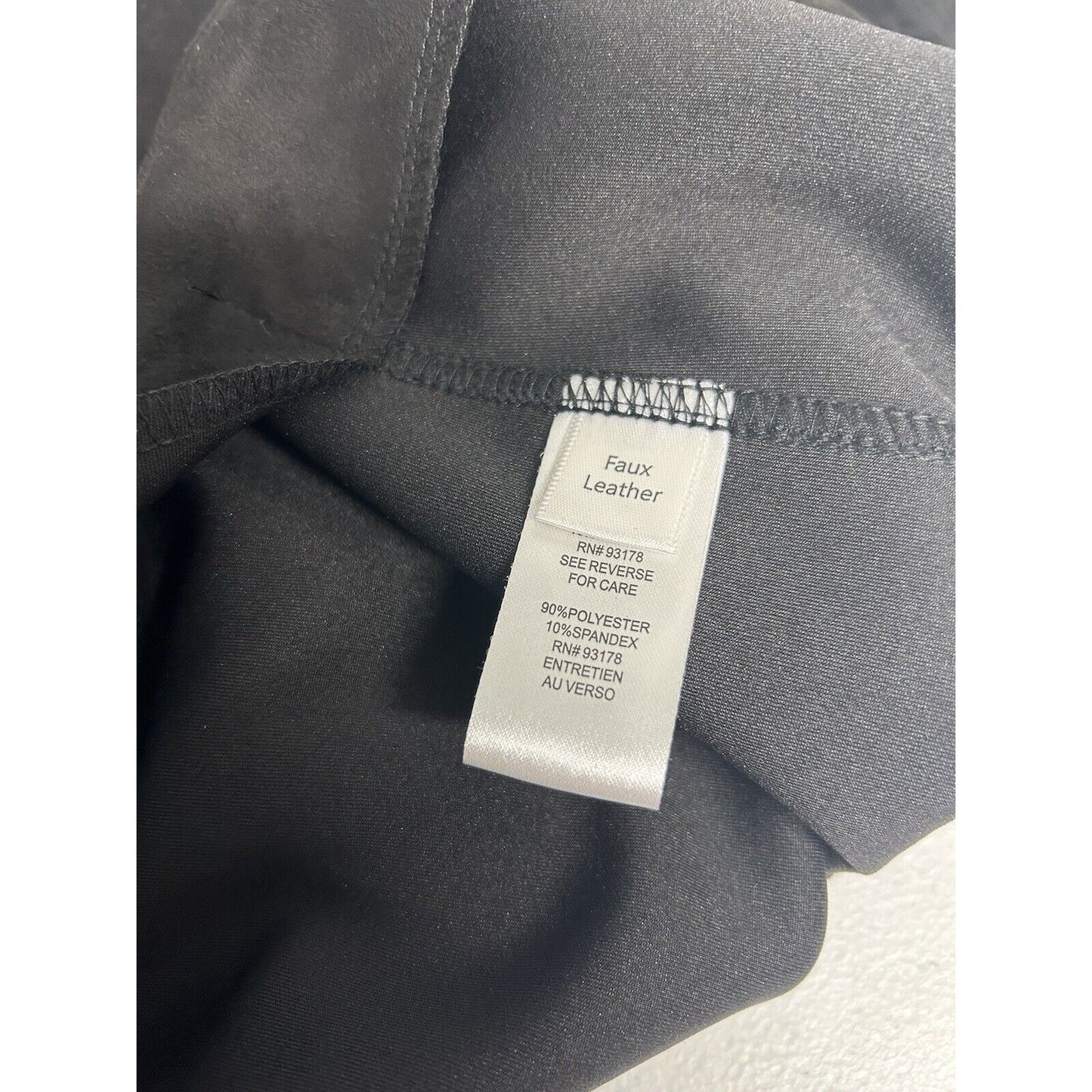 T Tahari Women Black Vegan Leather Pull On Flat Front Skinny Leg Pants M (28x28)