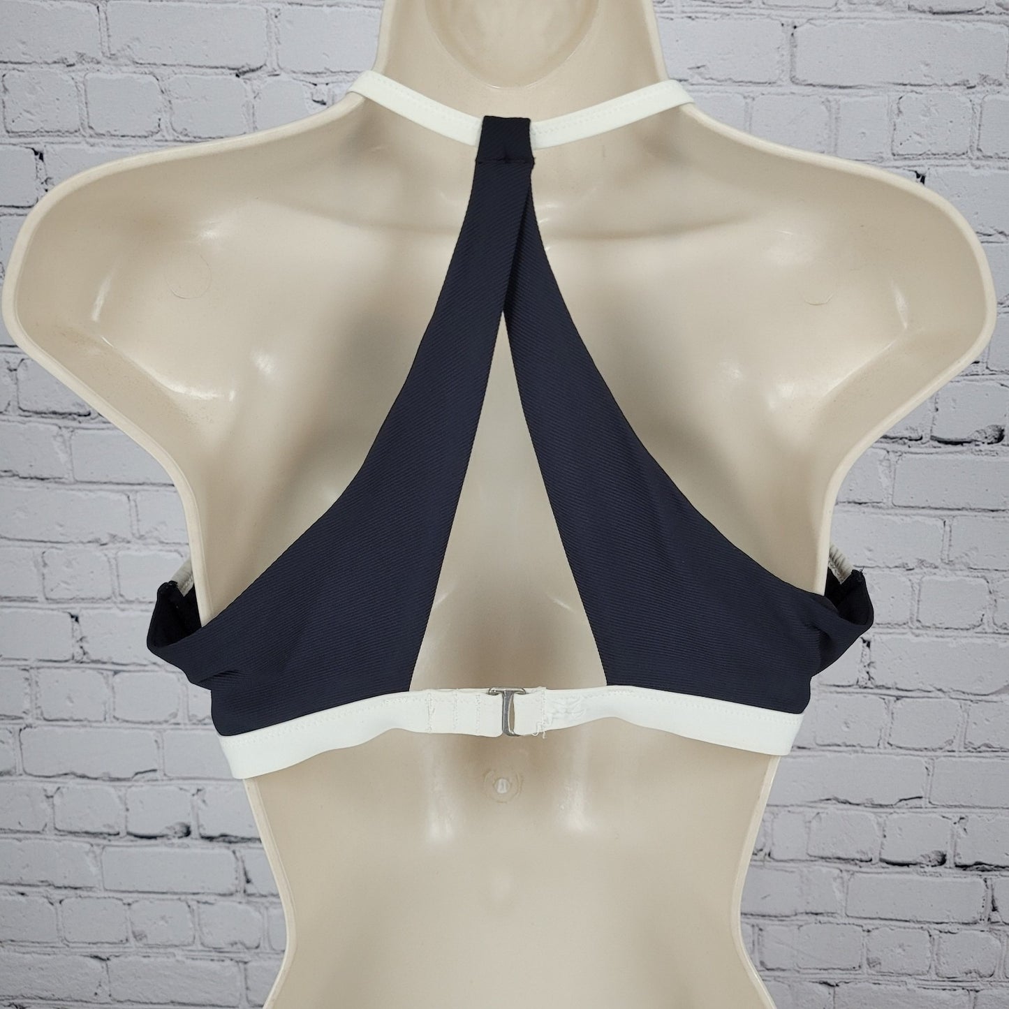 Athleta Black White Halter Racerback Removable Pads Swim Top Bikini Medium M