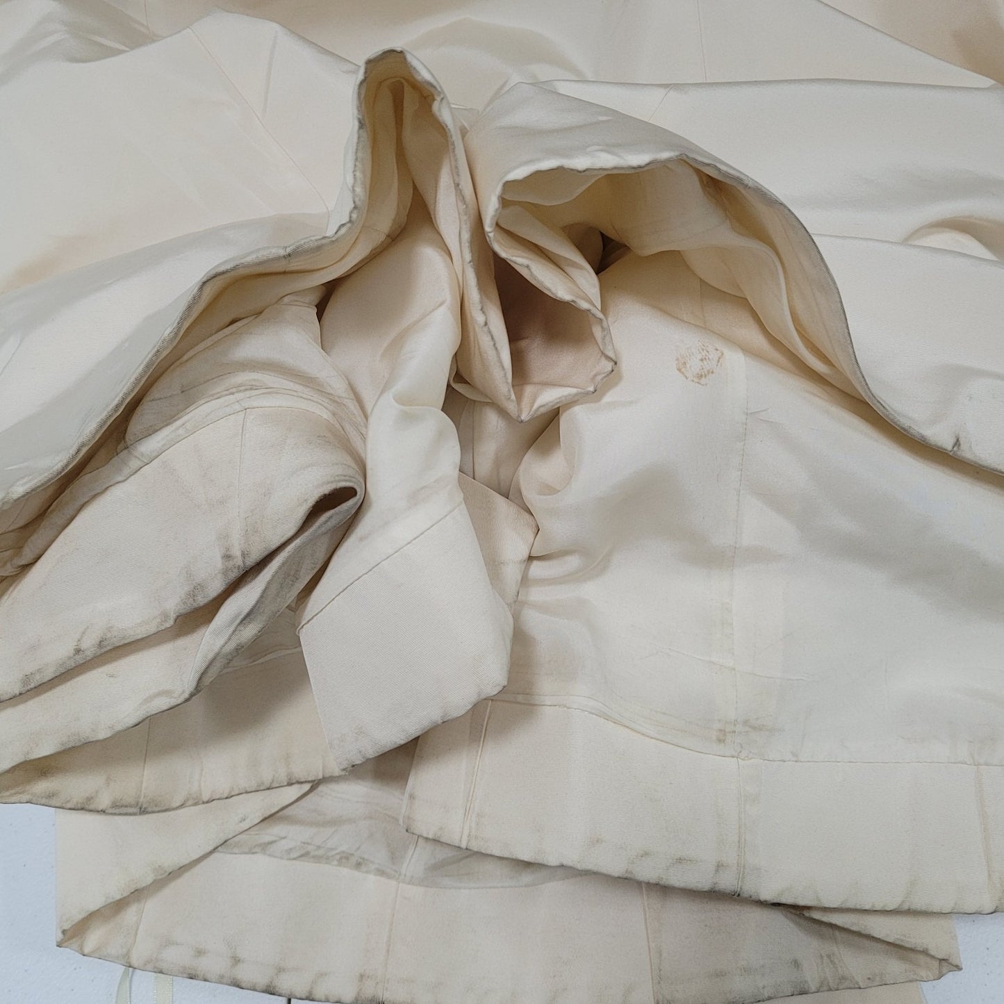 Ann Taylor Ivory Silk Embellished Empire Waist Wedding Dress Gown 10 *defects
