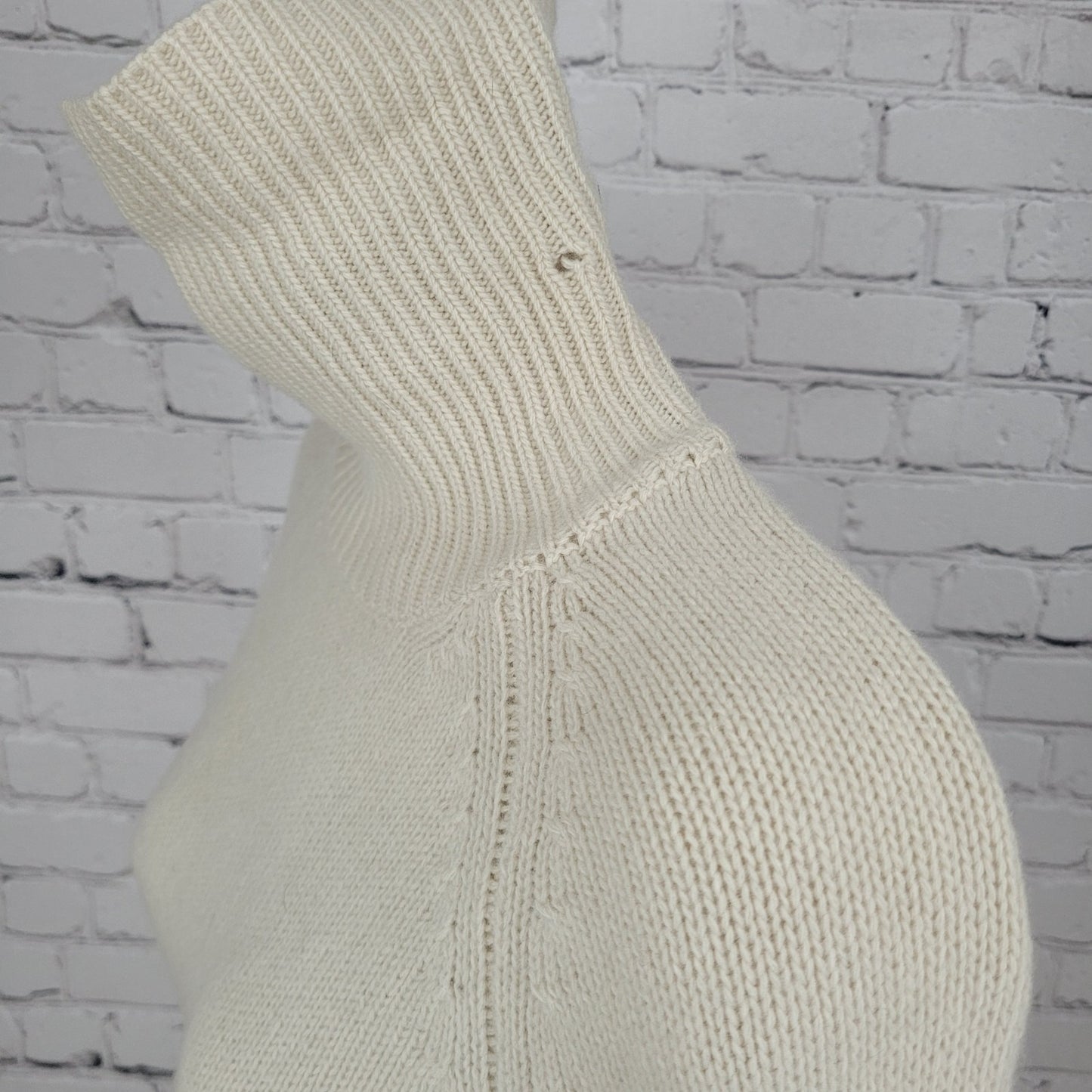 PRADA Beige Cashmere Wool Turtleneck Sweater Italy Made Size 42 US Medium M