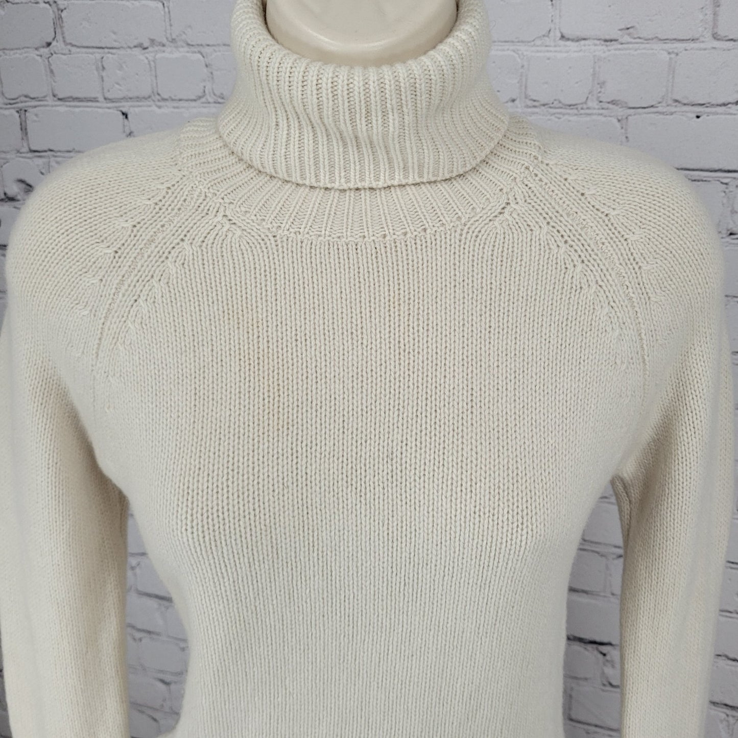 PRADA Beige Cashmere Wool Turtleneck Sweater Italy Made Size 42 US Medium M