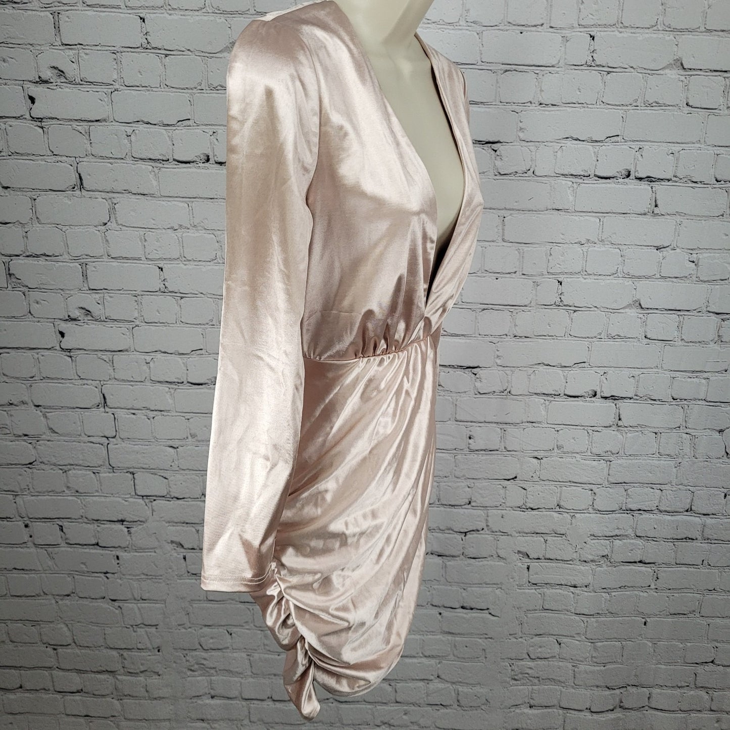 NWD Club London Pink Satin Stretch Plunge Long Sleeve Bodycon Dress Size 4