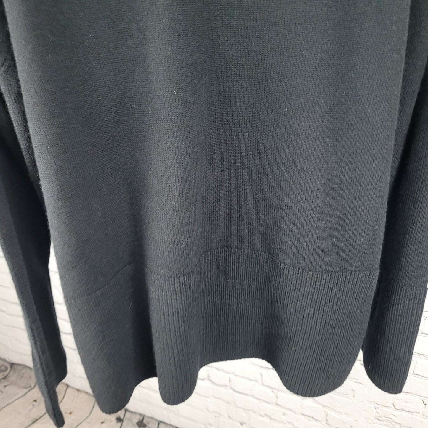 Athleta Black Merino Fine Wool & Cashmere Turtleneck Pullover Sweater Size XL