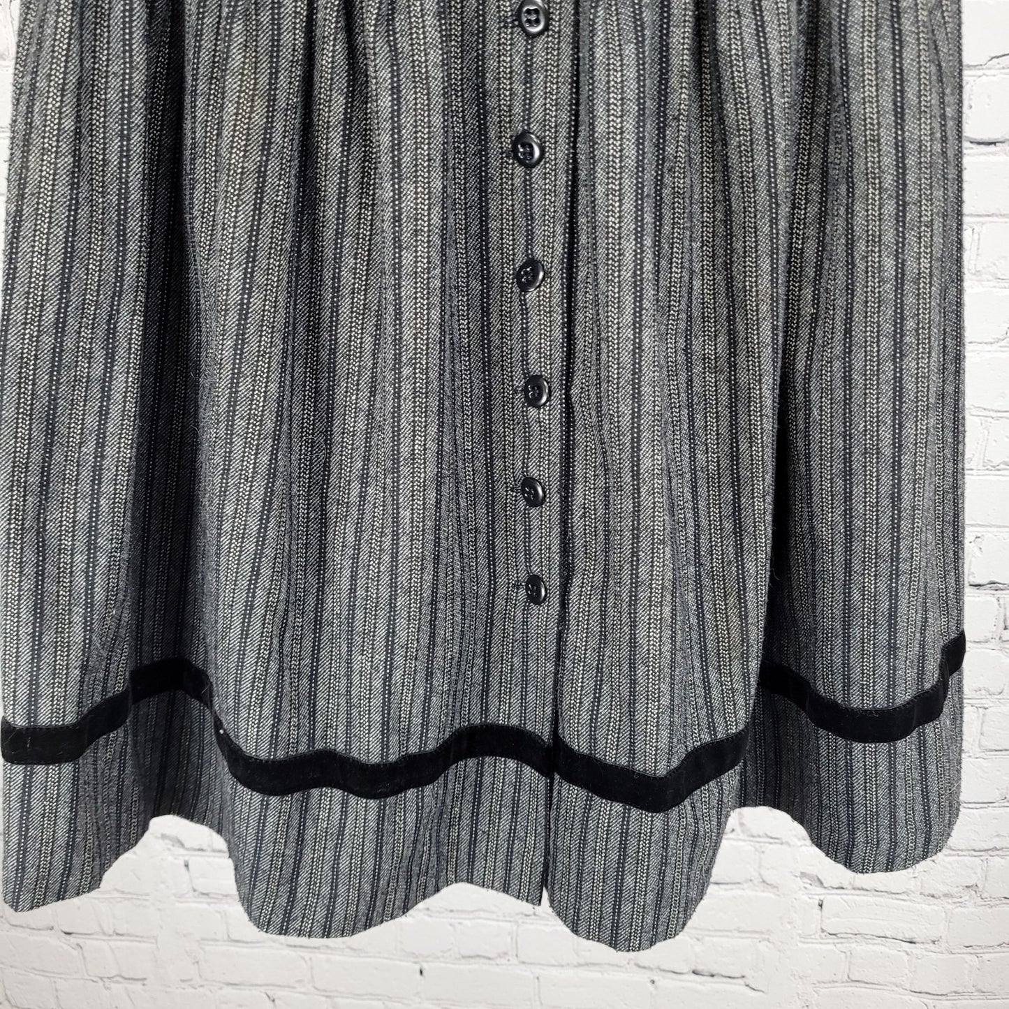 VTG New Expressions Bobbie Brooks Wool Blend Velvet Accents Midi Skirt USA 9/10