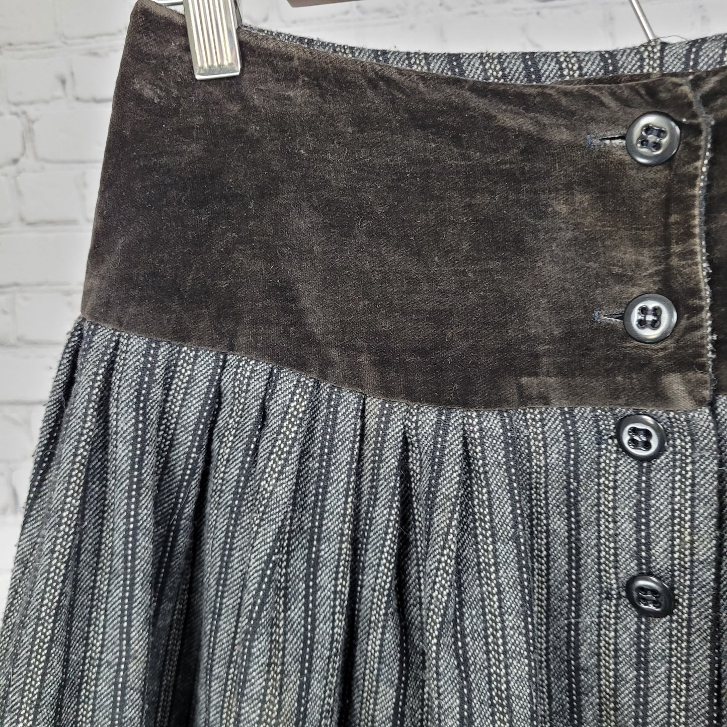 VTG New Expressions Bobbie Brooks Wool Blend Velvet Accents Midi Skirt USA 9/10
