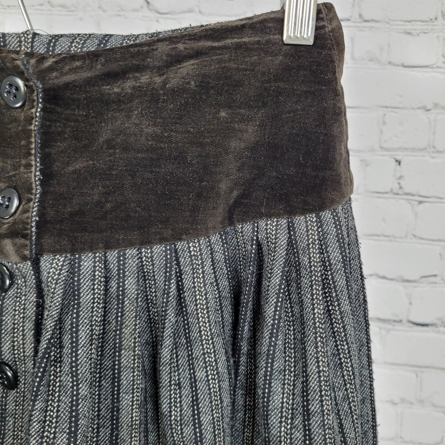 VTG New Expressions Bobbie Brooks Wool Blend Velvet Accents Midi Skirt USA 9/10