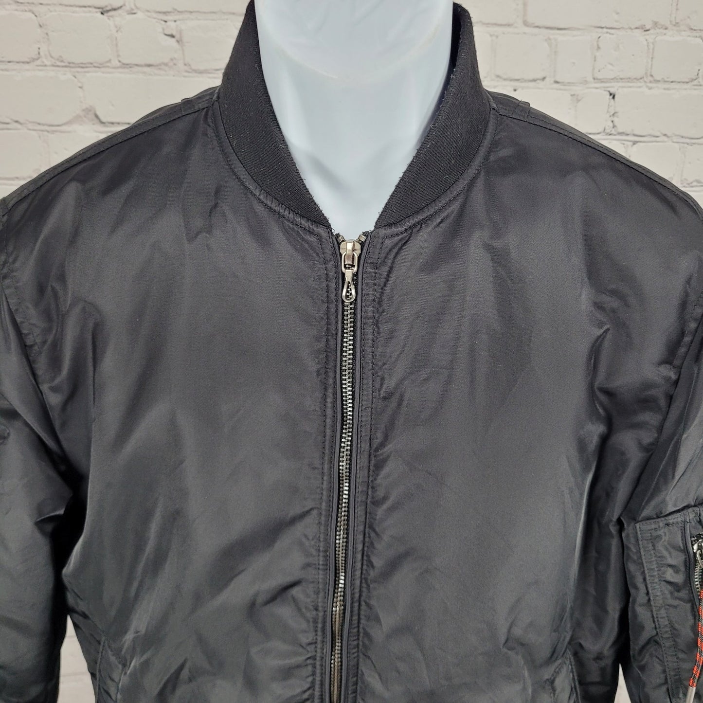 August Mcgregor Black Nylon Full Zip Inner Pocket Bomber Jacket Size Small S